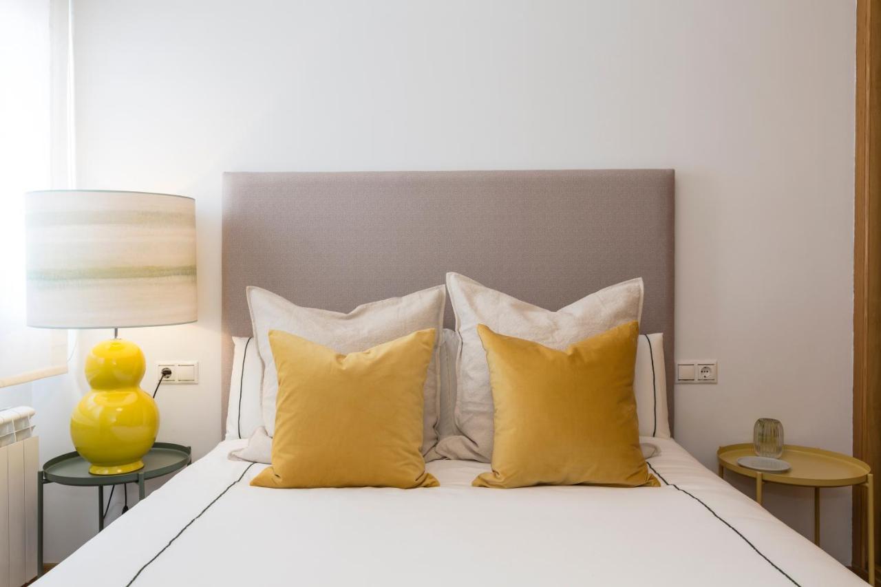 Apartamento Boutique Con Terraza Y Vistas Al Mar. Porto Vilanova ビラノーバ・デ・アロウサ エクステリア 写真