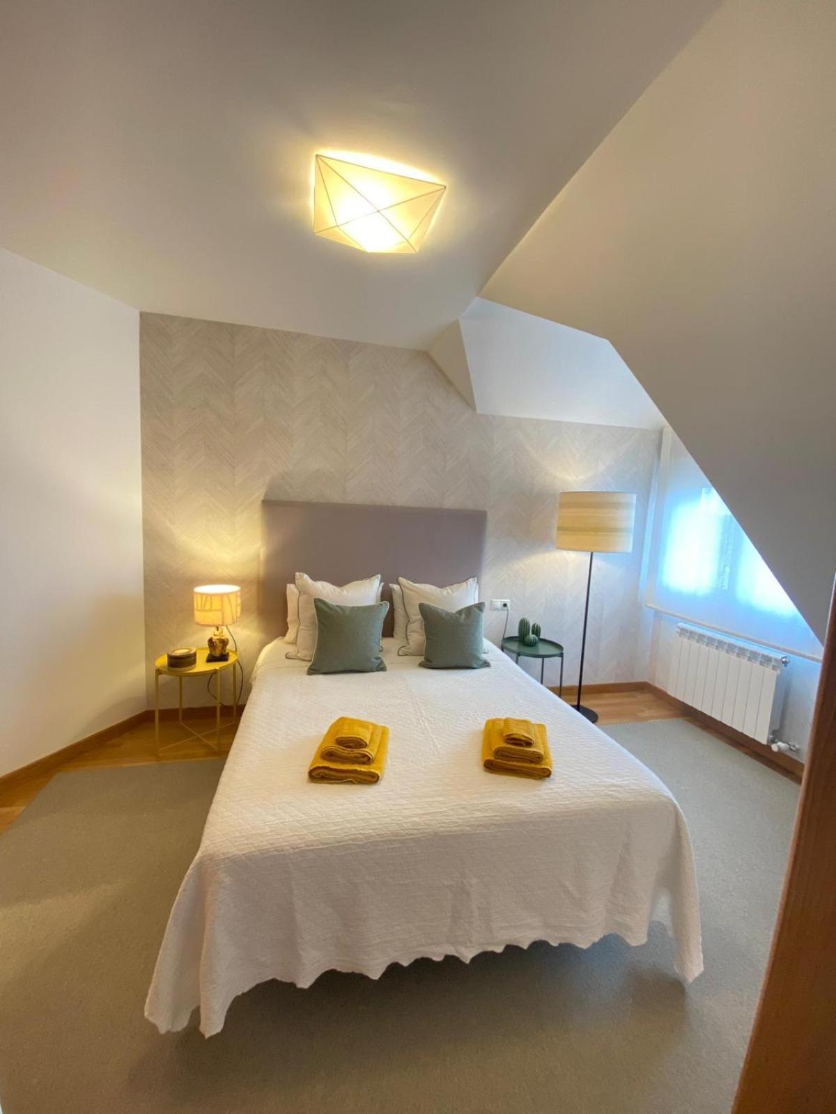 Apartamento Boutique Con Terraza Y Vistas Al Mar. Porto Vilanova ビラノーバ・デ・アロウサ エクステリア 写真